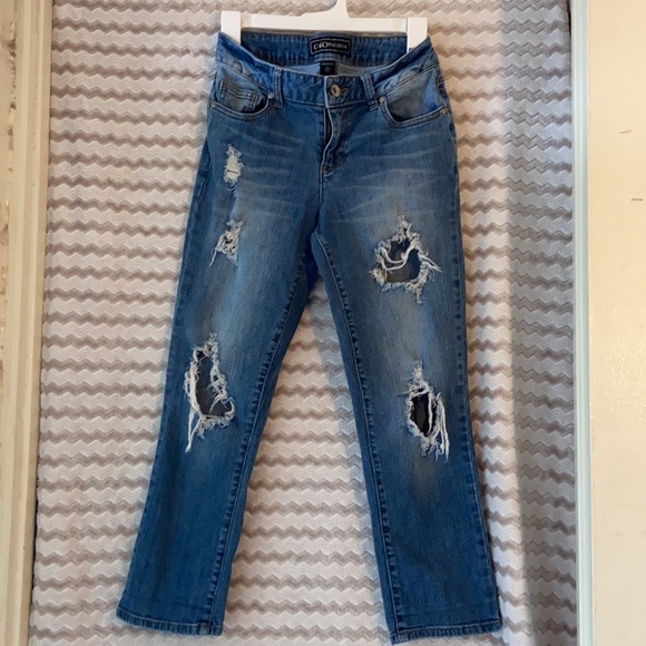 Ripped Distressed Jeans - Picture 4 of 9